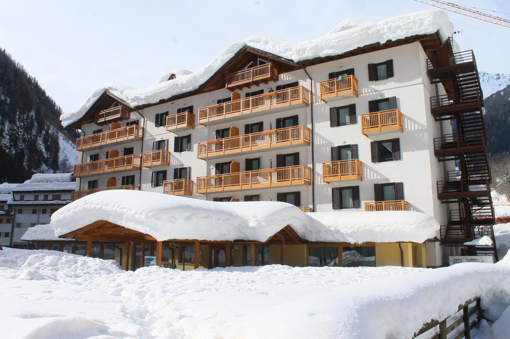 Hotel Cristallo Peio Exterior foto